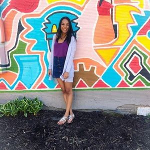 Meet your Posher, Lauren