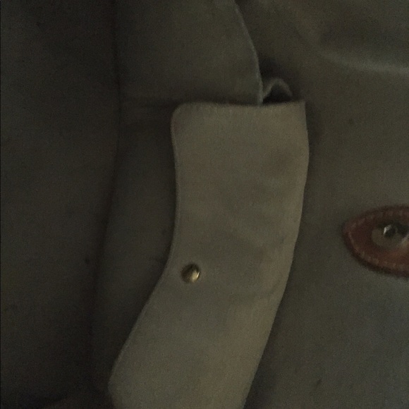 Louis Vuitton - Picture 4 of 4