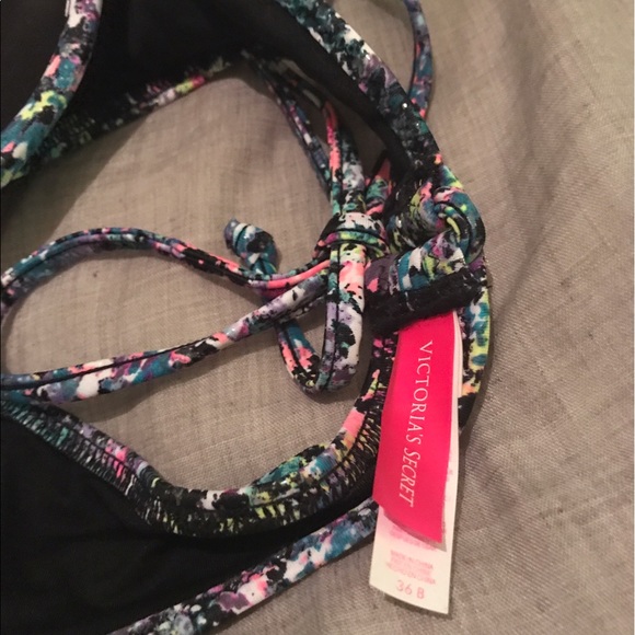 💘SOLD💘Victoria's Secret Push Up Bikini Top - Picture 3 of 4