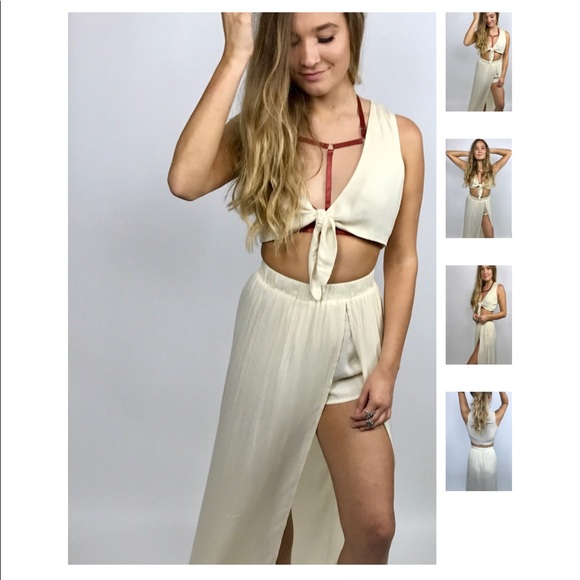 Tie Front Crop Top Listing FOR TOP ONLY - Picture 3 of 7