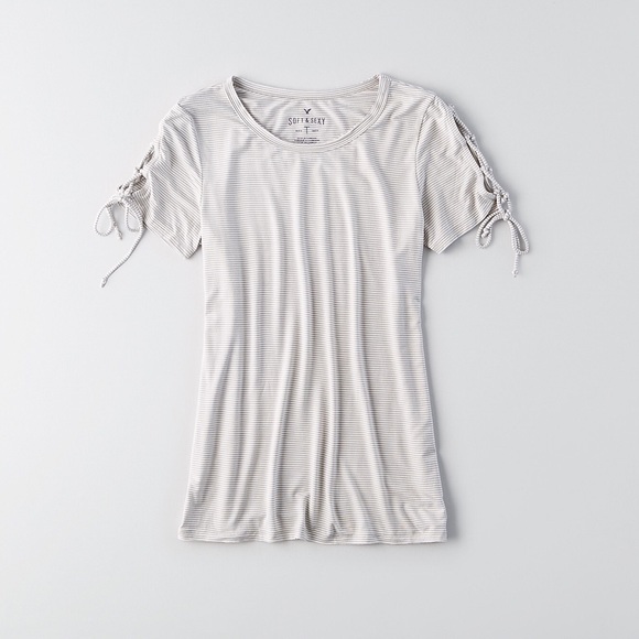 SOLD | laced sleeve top | - Picture 2 of 4