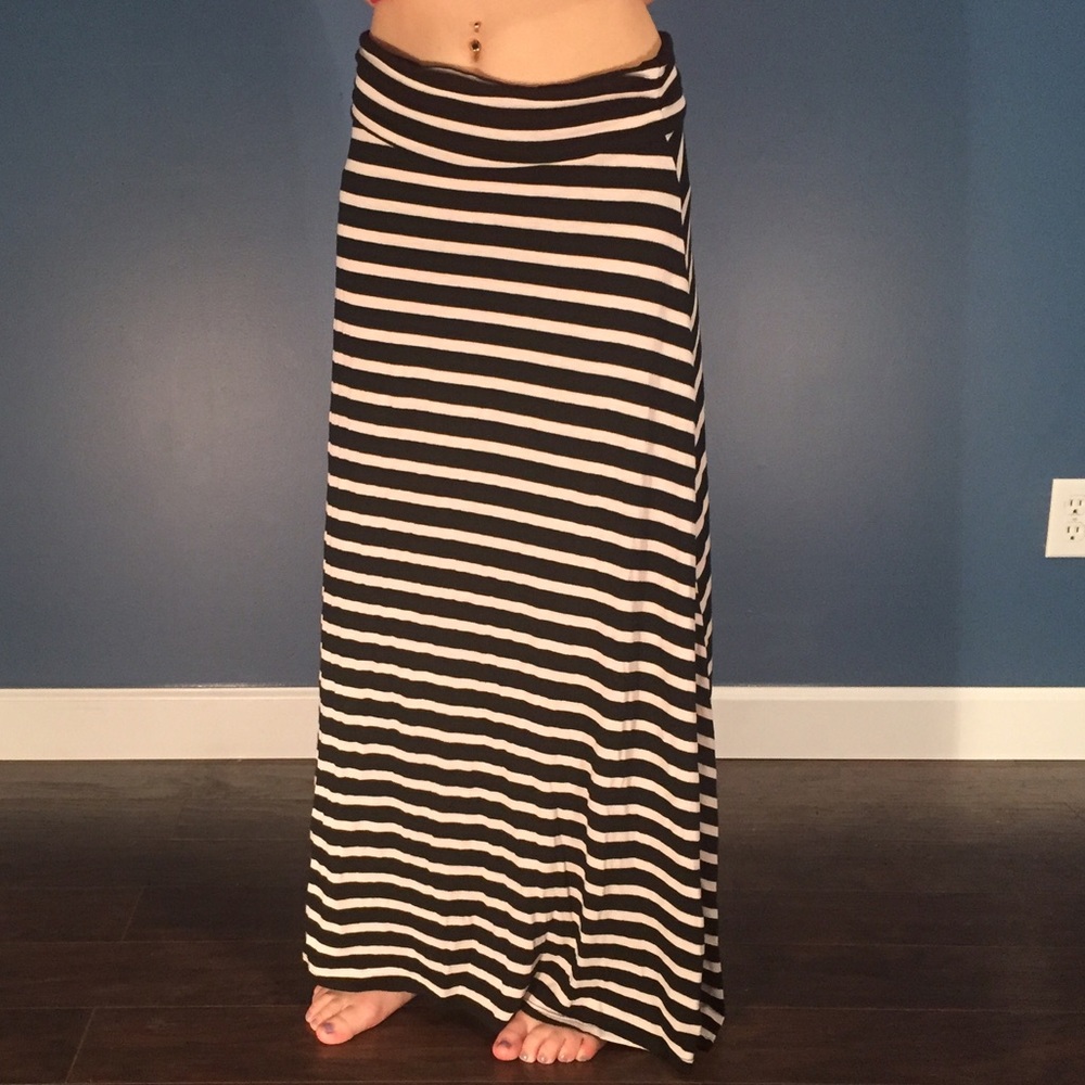 Striped skirt