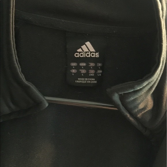 Classic adidas zip up jacket - Picture 2 of 3