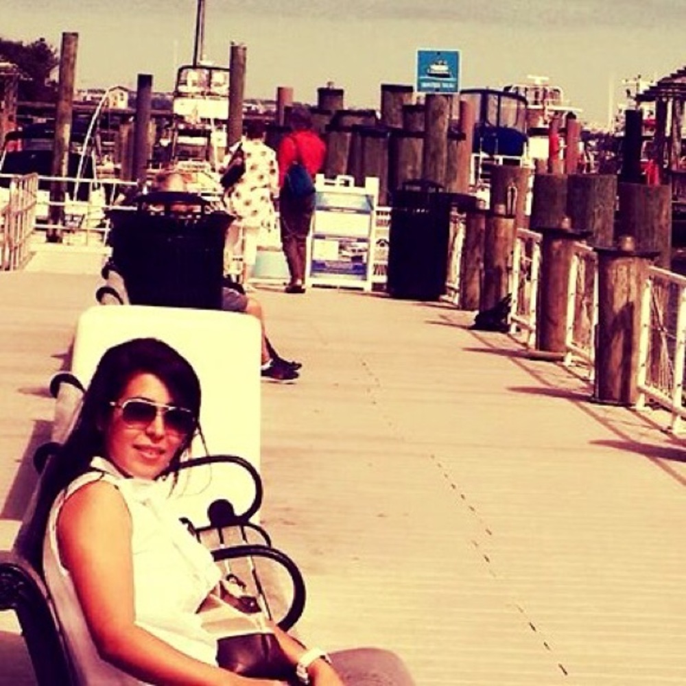 Meet your Posher, Asiyeh