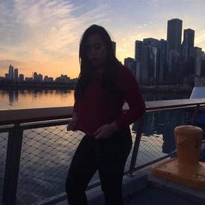 Meet your Posher, Christina