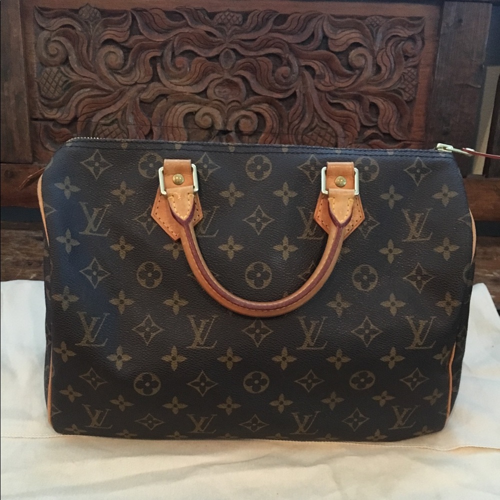 Louis Vuitton Speedy 30