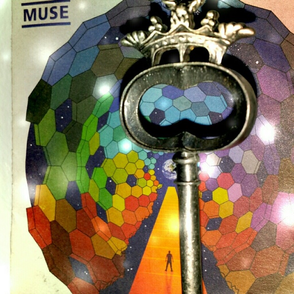 Candie's Black Ribbon Key Necklace - Picture 3 of 5