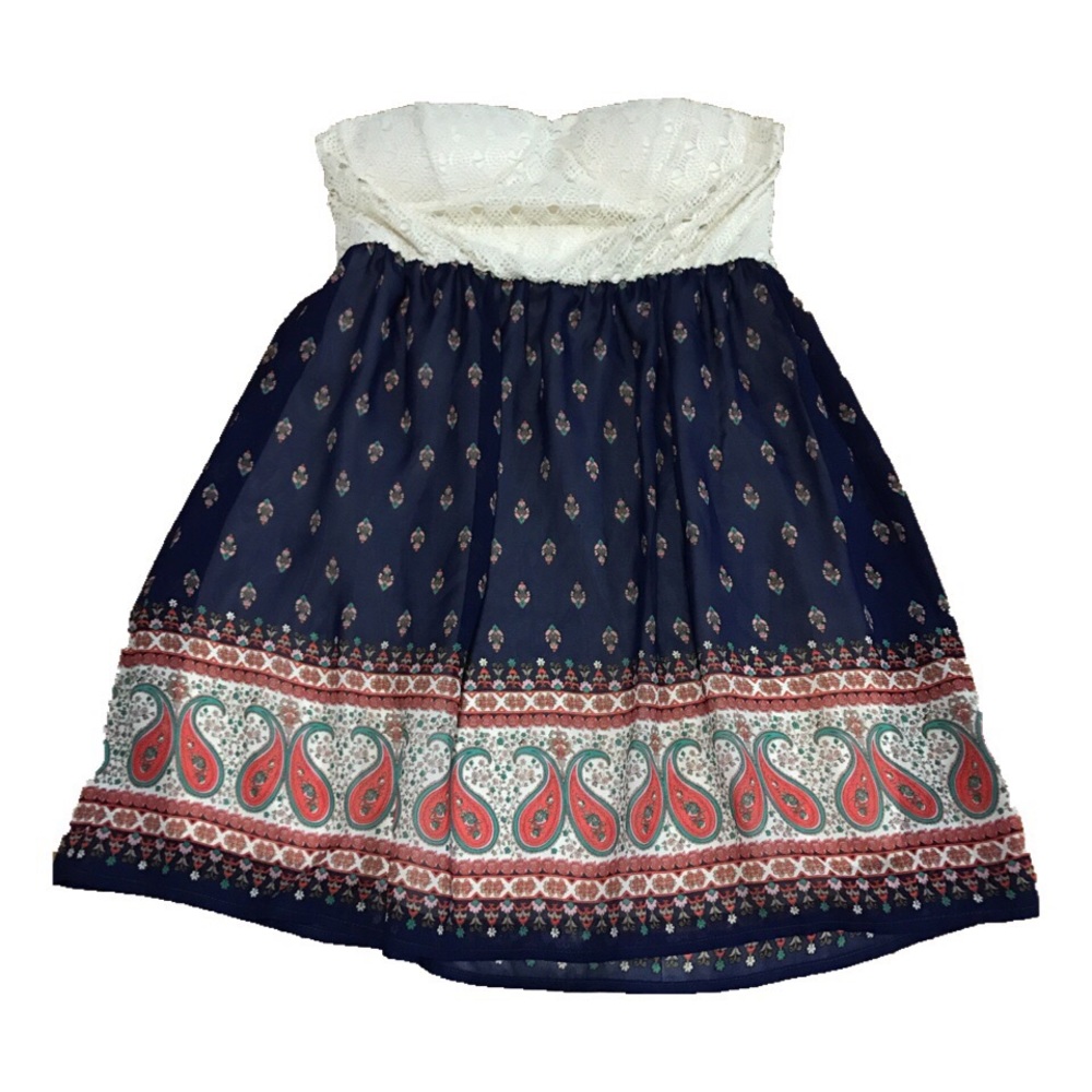 Love Tree Medium Strapless Flowey Dress