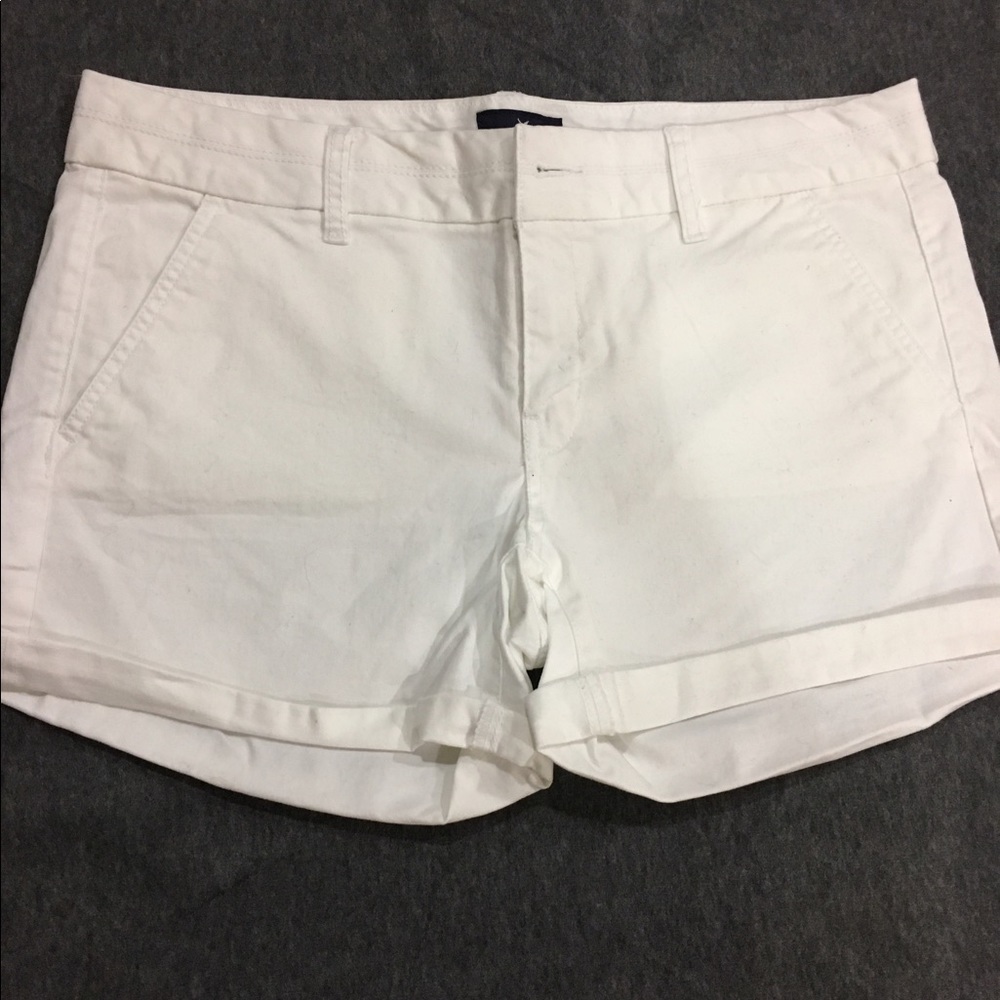 American eagle white midi shorts
