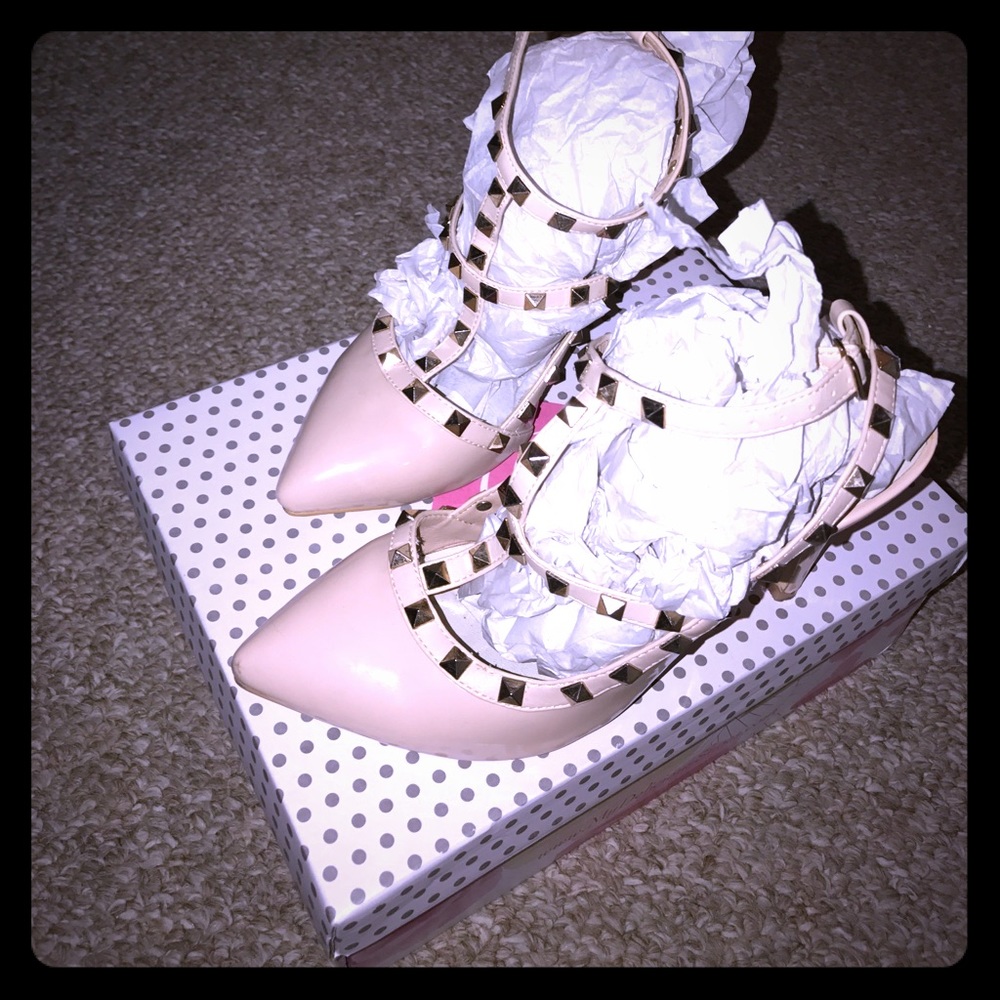 Valentino Caravani 👠