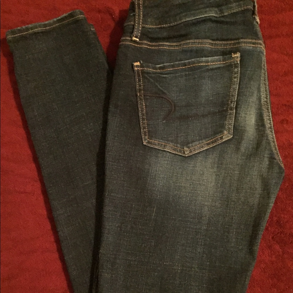 Like NEW!! American eagle super stretch jegging.