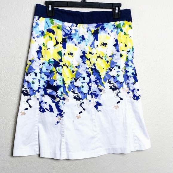 Lane Bryant Dresses & Skirts - Lane Bryant Floral Skirt Size 16