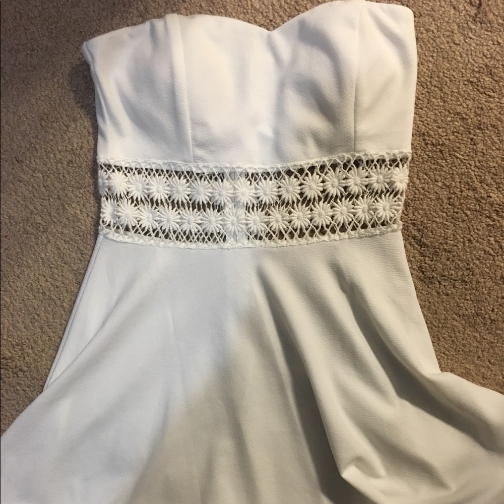 Strapless white fedora dress