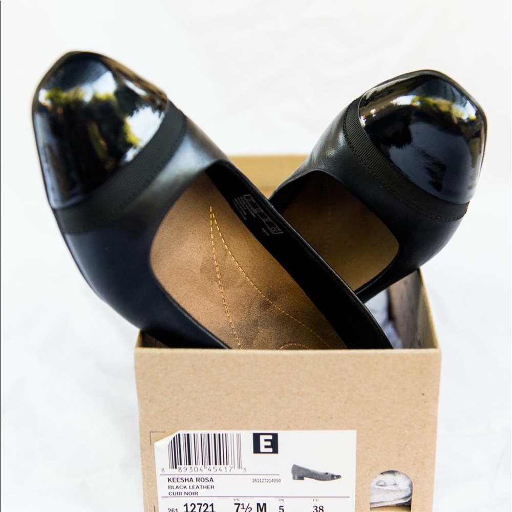 Clarks Keesha Rosa flat