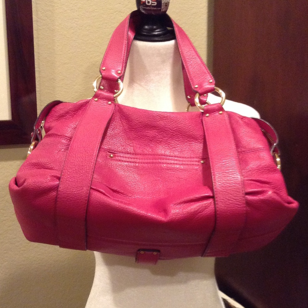 Michael Kors - Picture 2 of 4