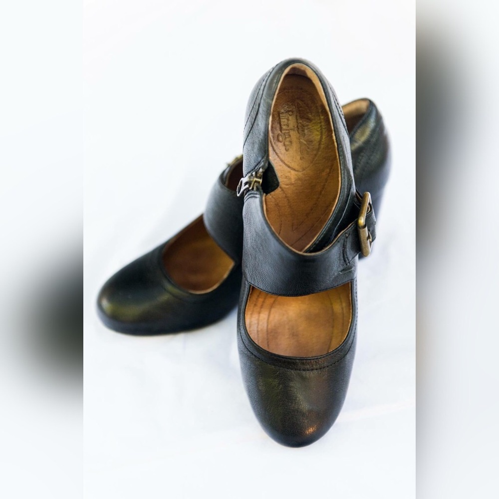 Clarks Town Pump