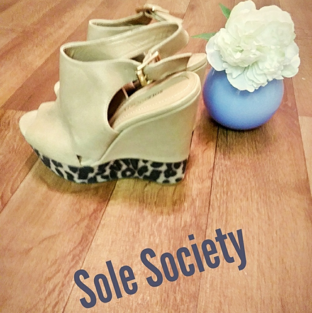 Sole Society Wedges w/ Cheetah Print Heel