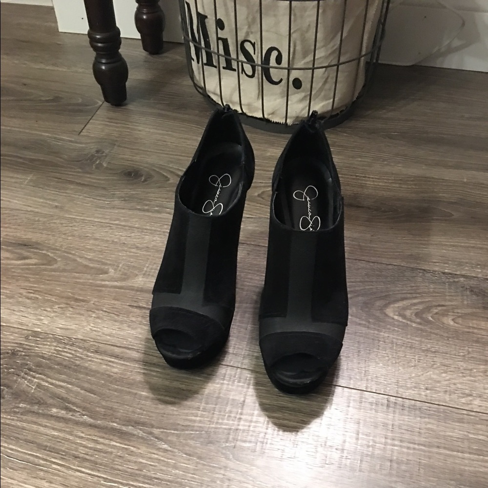 Jessica Simpson black suede booties 4inch heels