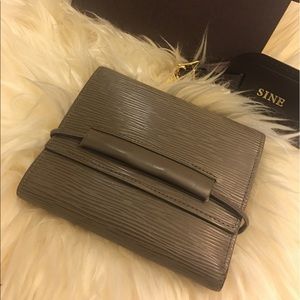 ❤️ SOLD❤️ Epi grey wallet