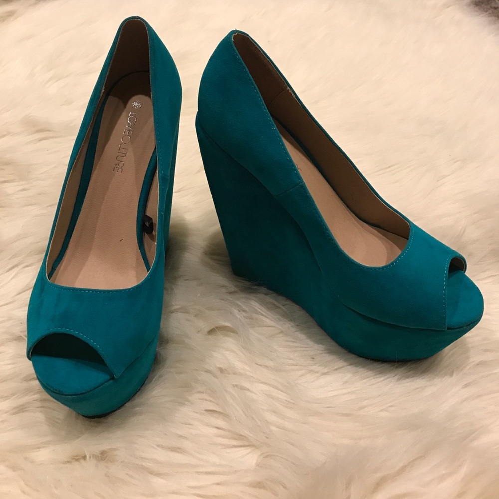 Teal Love Culture Wedges