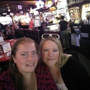 Meet your Posher, Janel