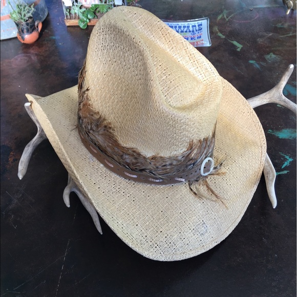 Vintage Vintage straw cowboy hat w/feathered band from Bluerose's