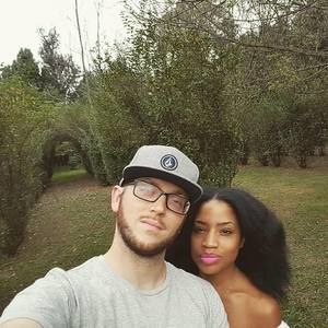 Meet your Posher, Camille