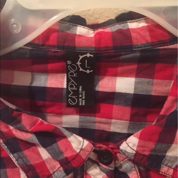 ZUMIEZ button up! - Picture 2 of 2