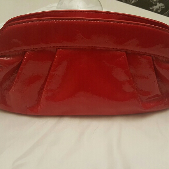 Bisou Bisou Red Purse - Picture 3 of 8