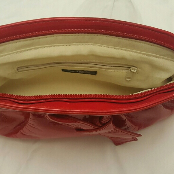 Bisou Bisou Red Purse - Picture 6 of 8