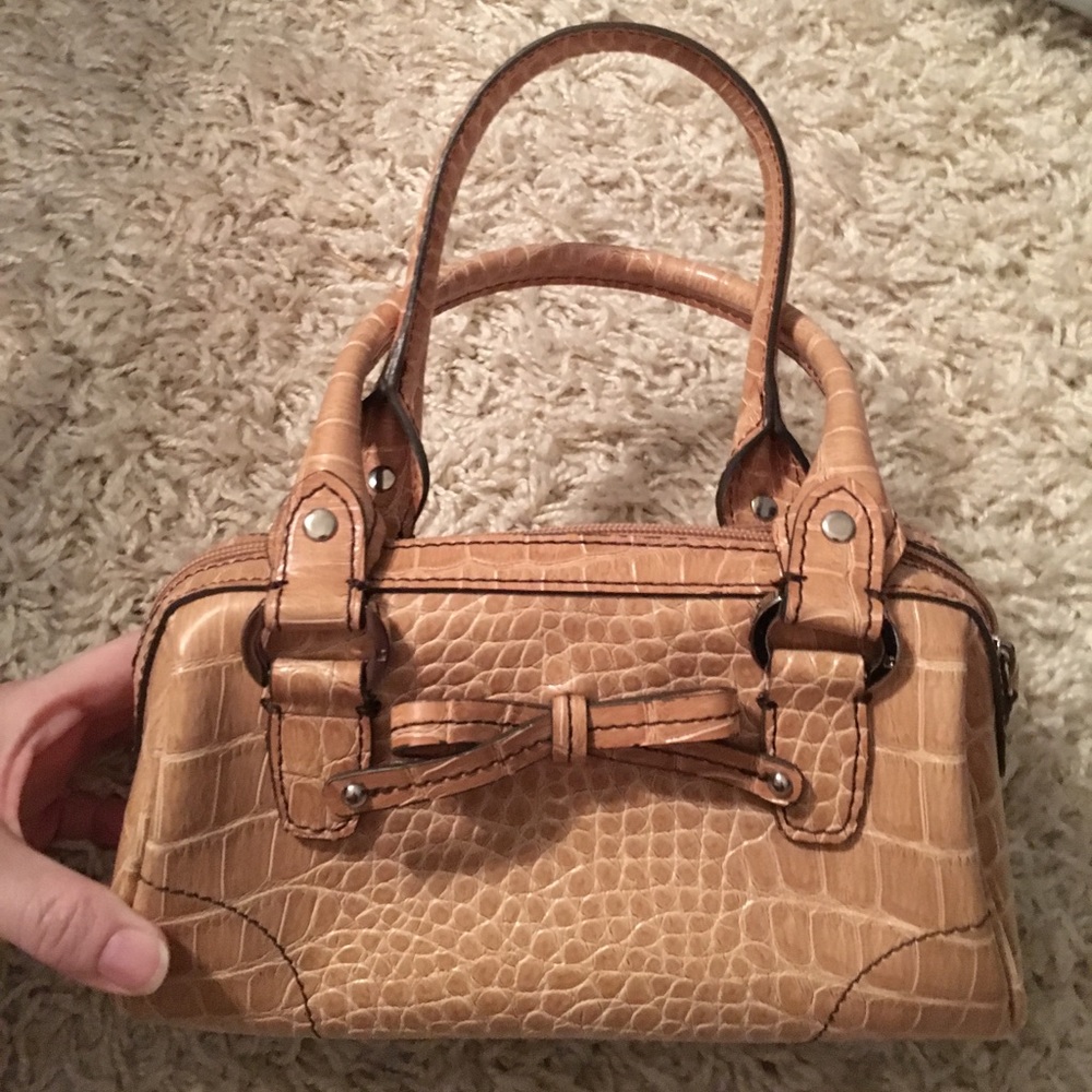 Liz Claiborne small tan snakeskin bag EUC!