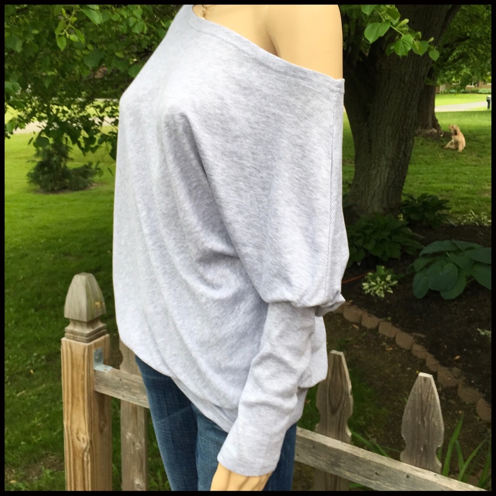 Ribbed Off-Shoulder Top - Picture 5 of 8