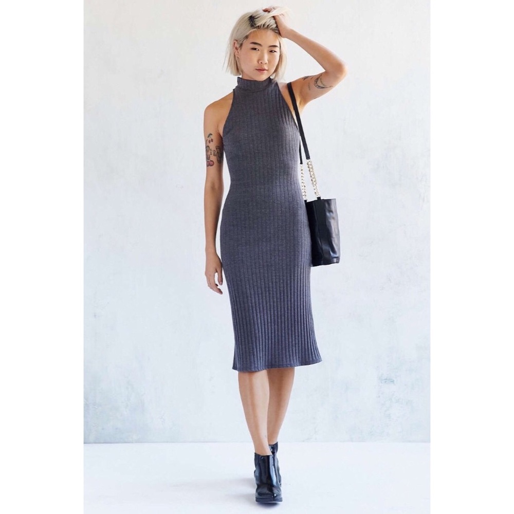 Ribbed Mock-neck Bodycon Dress