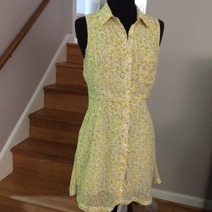 NWT Yellow sleeveless shirt dress