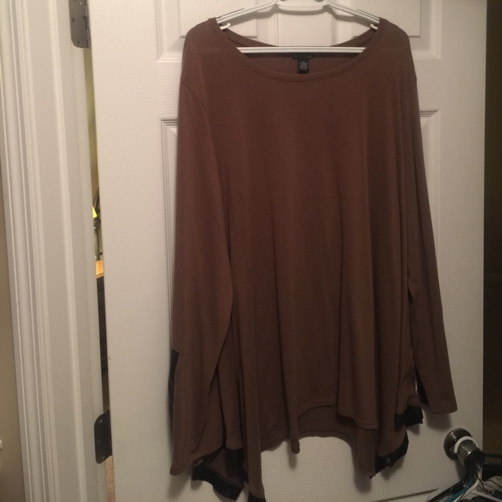 New Directions Sharkbite Hem Faux Leather