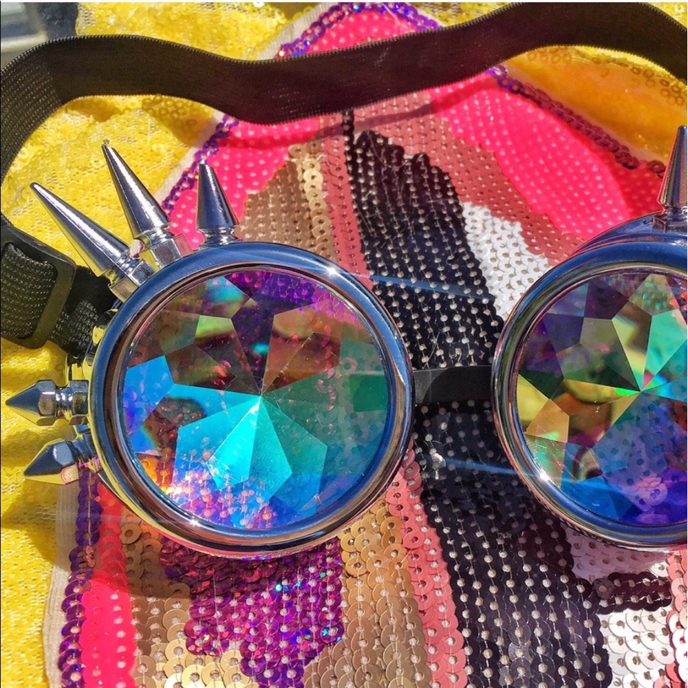 trippy spiked🌈 kaleidoscope festival goggles🚀