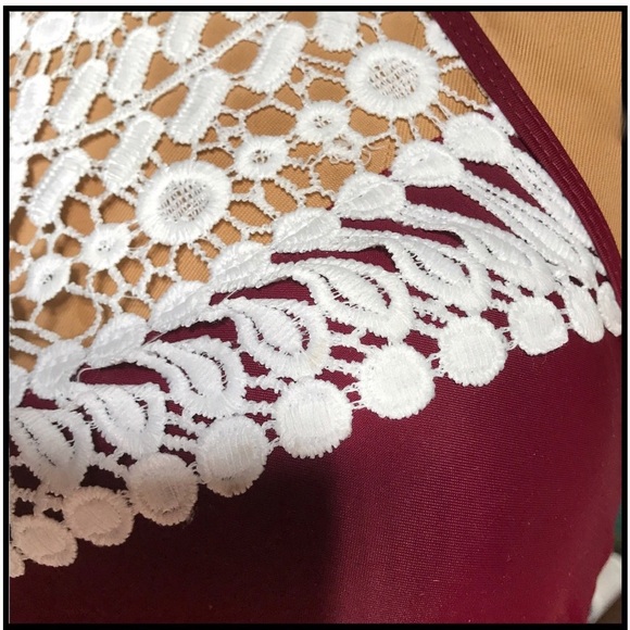 Crochet Bikini in Wine - Picture 3 of 8