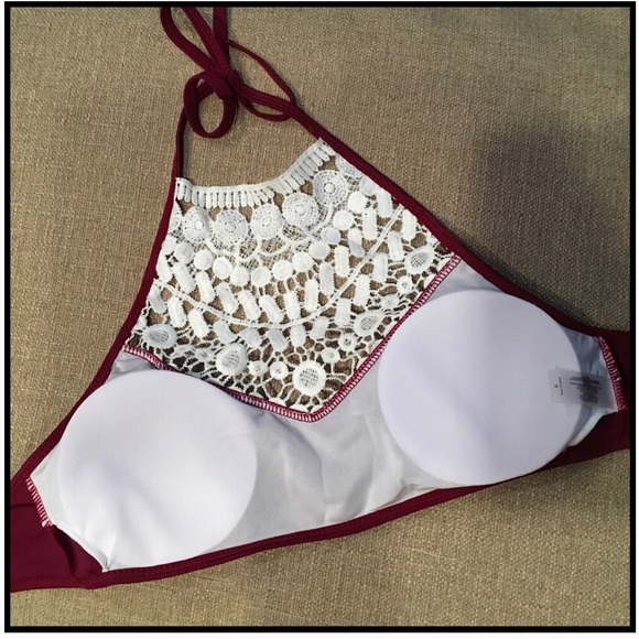 Crochet Bikini in Wine - Picture 7 of 8