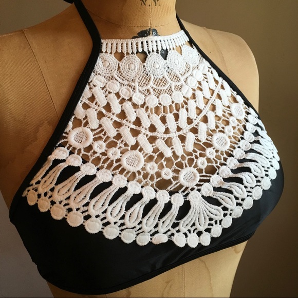 Crochet Bikini in Black - Picture 5 of 8