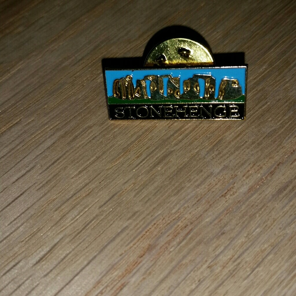 STONEHENGE pin in original packaging