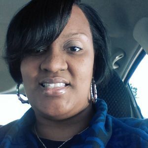 Meet your Posher, Alicia