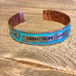 💠JUST IN !!💠  'FAITH HOPE LOVE' BRACELET