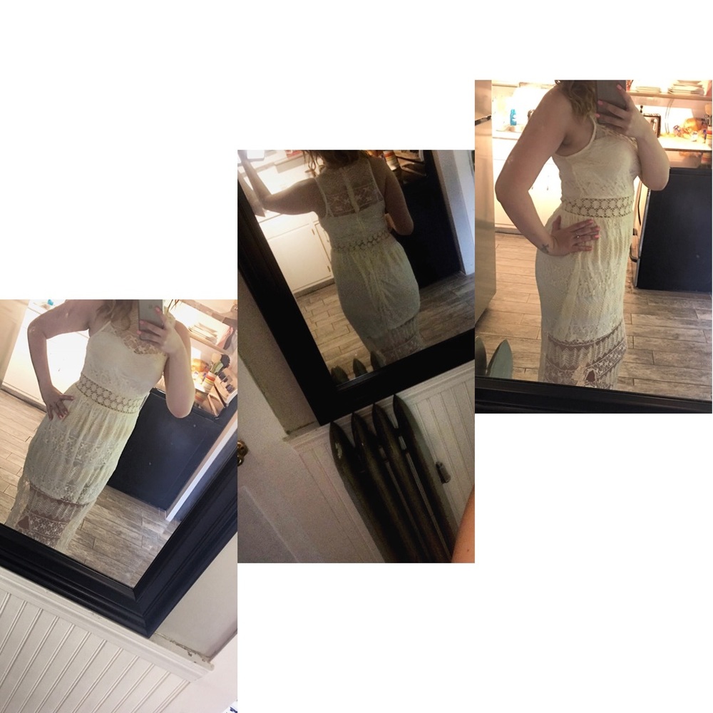 Maxi lace dress