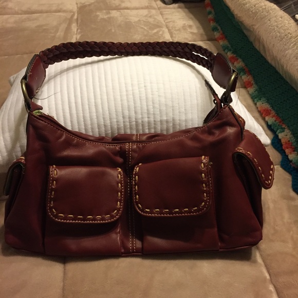 Red purse - Picture 1 of 4