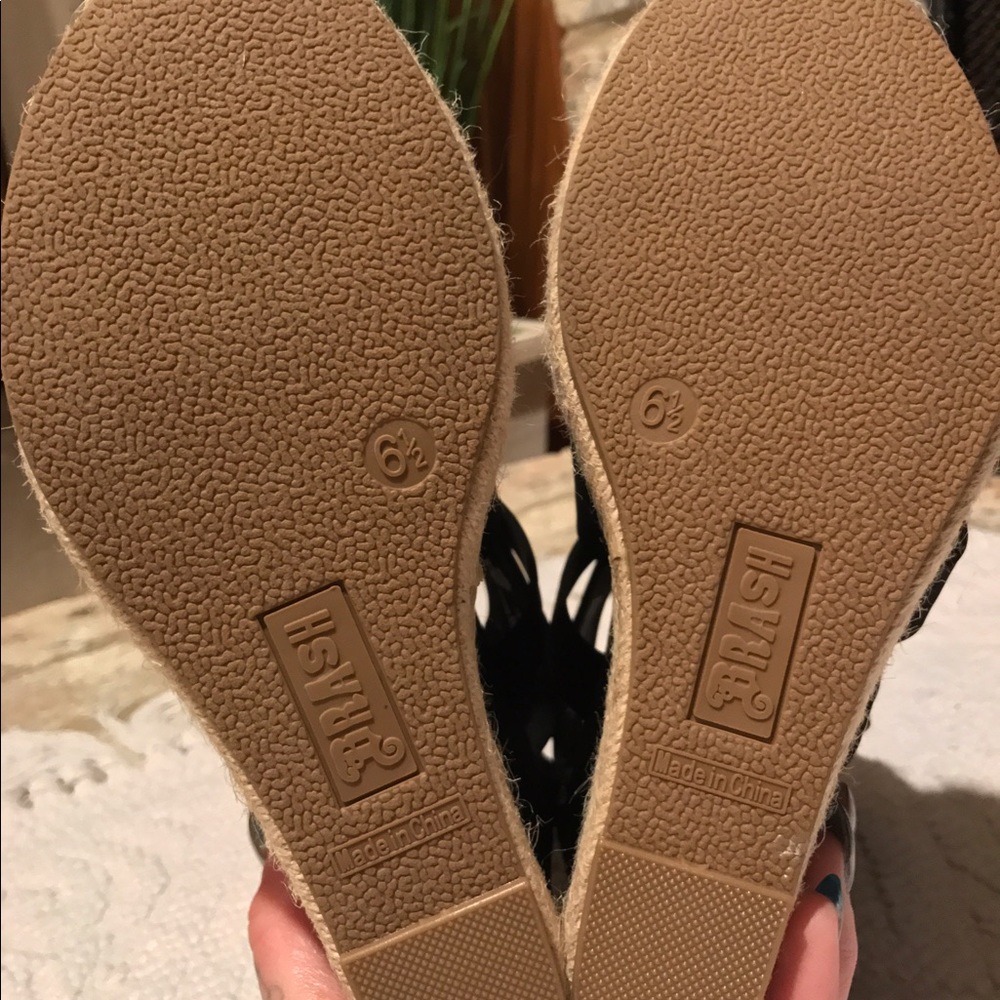 STRAPPY WEDGE ESPADRILLE SANDALS - Picture 3 of 7