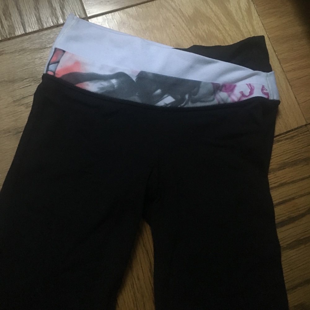 Lululemon crops!