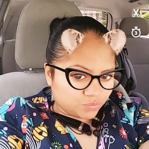 Meet your Posher, Haydeeliz