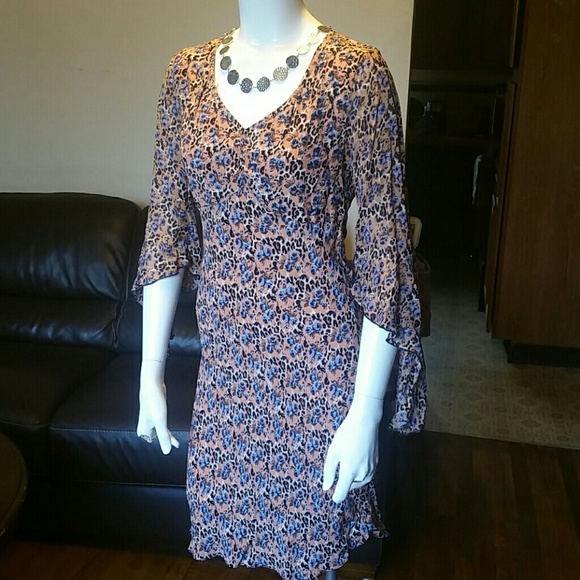 Dresses & Skirts - ANGIE DRESS