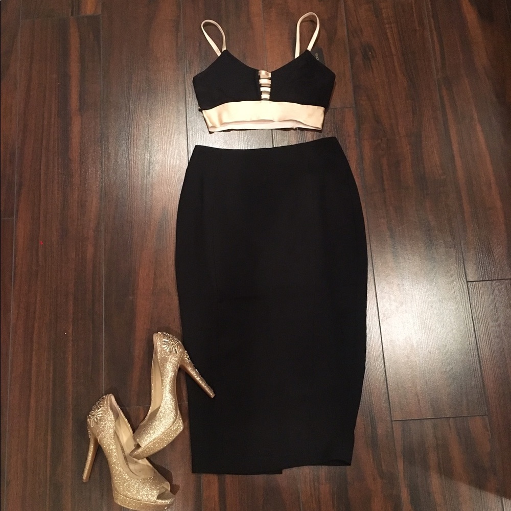 Bebe Bandaged Crop Top