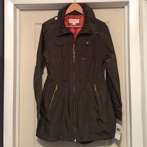 Sale🎉🎉best deal here!!! Michael Kors anorak